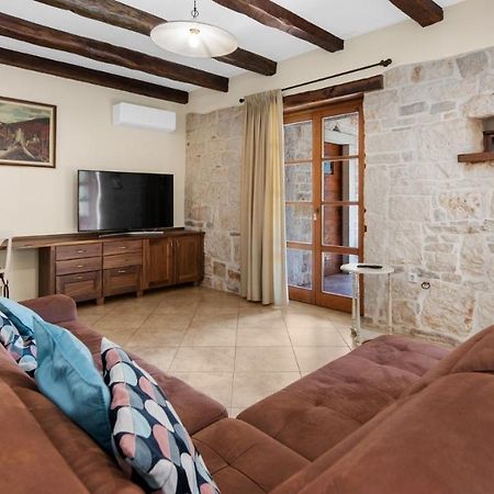 Villa Banko Tinjan Zewnętrze zdjęcie